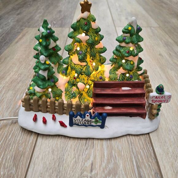 Dickens Collectible vintage 1996 Town Park Carol Trees Christmas Village lighted - Picture 1 of 12